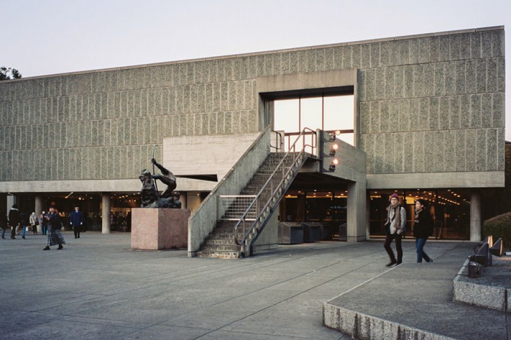 Национальный музей западного искусства в Токио. В настоящее время собрание музея охватывает около двух тысяч экспонатов, представляющих европейское искусство от Средневековья и вплоть до современности.