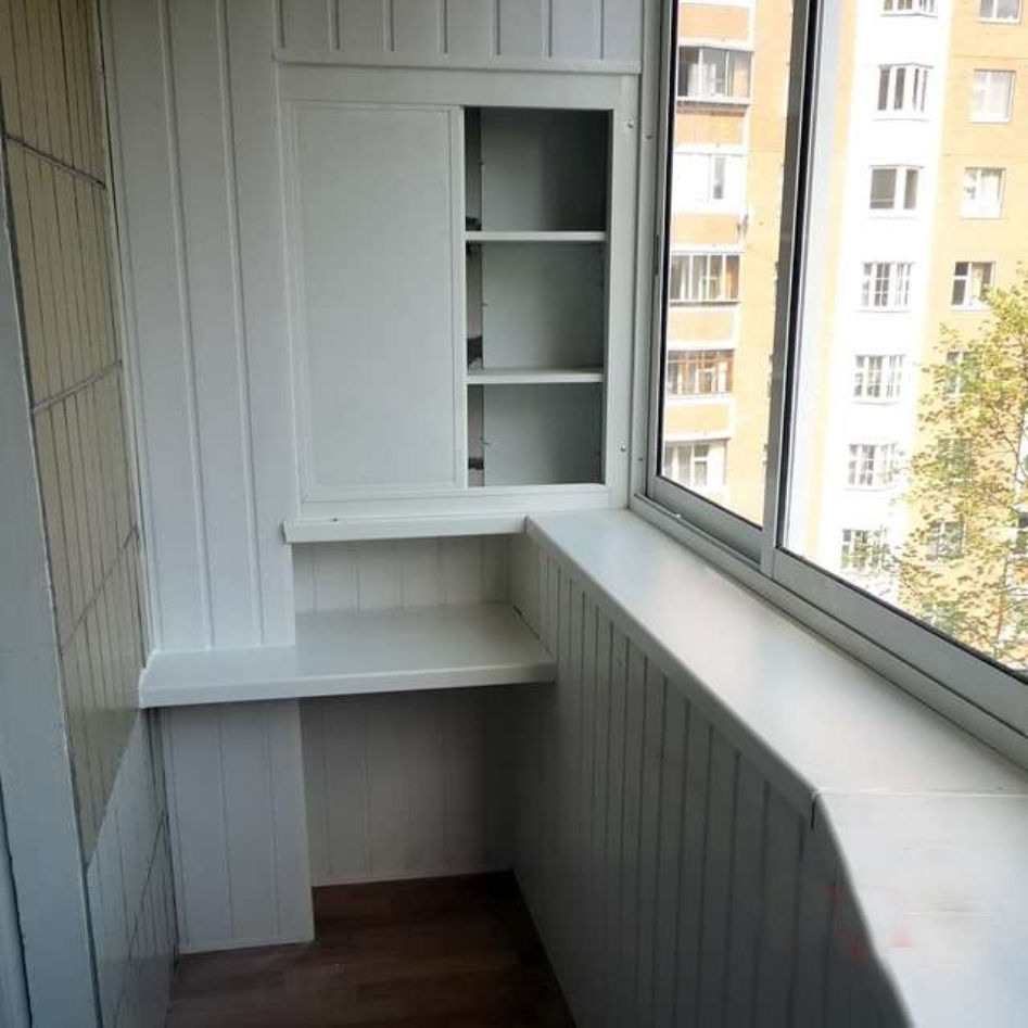 Шкафчики на балконе: 40 уютных идей для обустройства, фото № 29