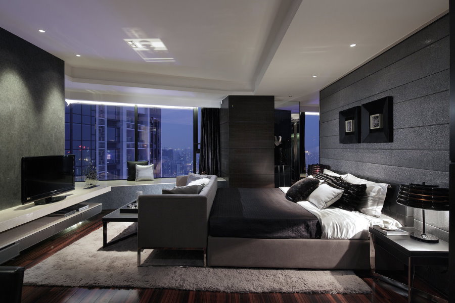 Фото спальни-гостиной в стиле хай-тек с панорамным окном