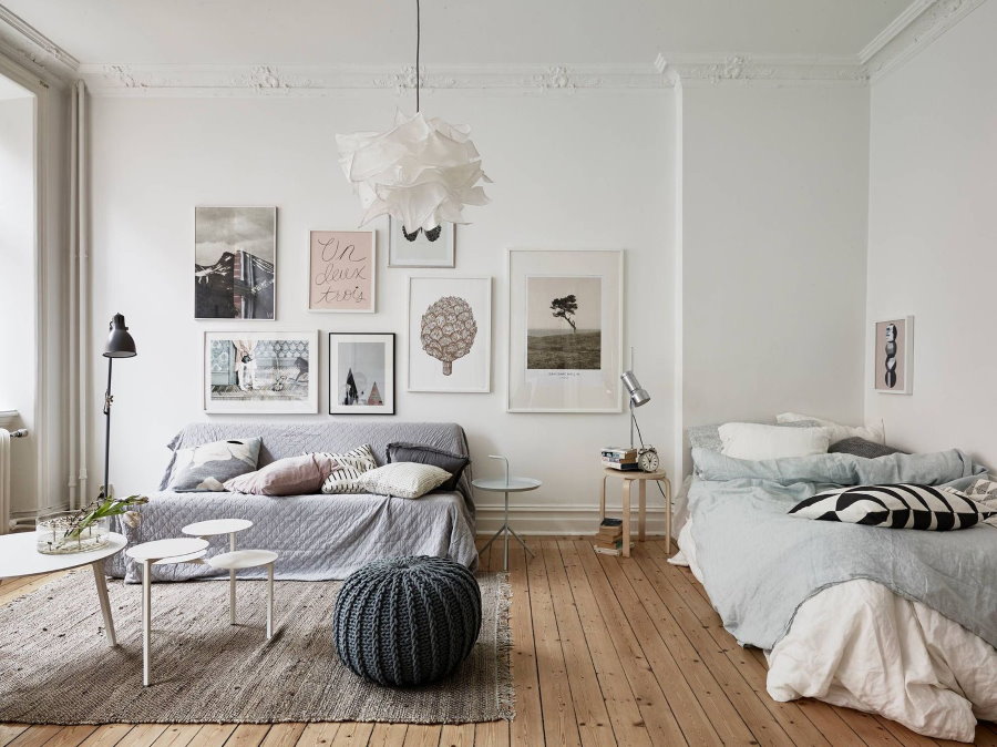 Зонирование ковром квартиры-студии в скандинавском стиле