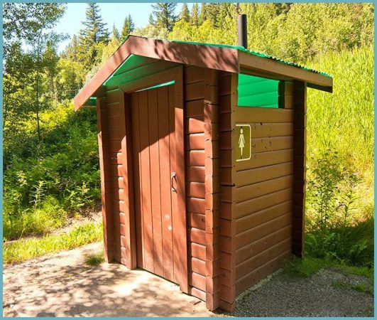 как строить туалет на даче